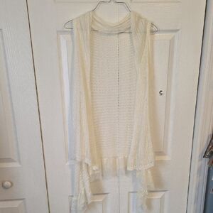 Cream Sleeveless Knit Cardigan